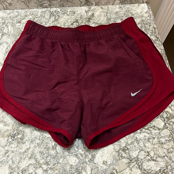nike tempo running shorts, size s, maroon/red color - Picture 1 of 3